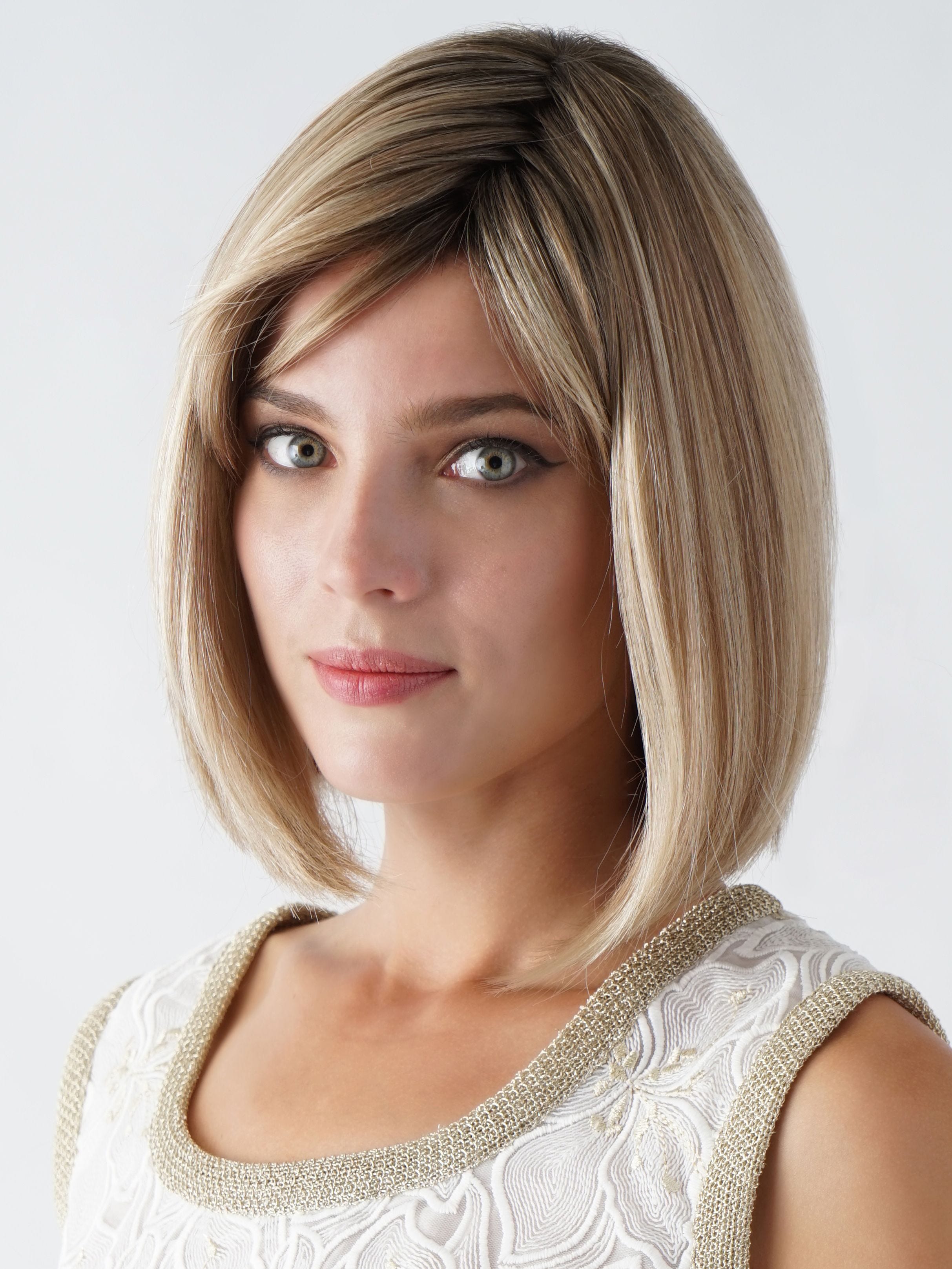 LIGHT-BLONDE LIGHT-BLONDE