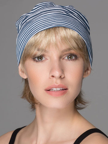 LIGHT-BLONDE LIGHT-BLONDE