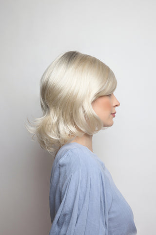 Levy Wig - 2582   Amore Collection