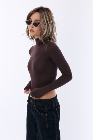 Loryn Wig - 2418 ROP Hi Fashion Collection