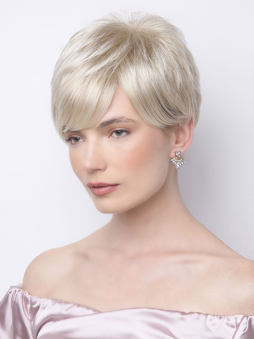 CREAMY-BLONDE